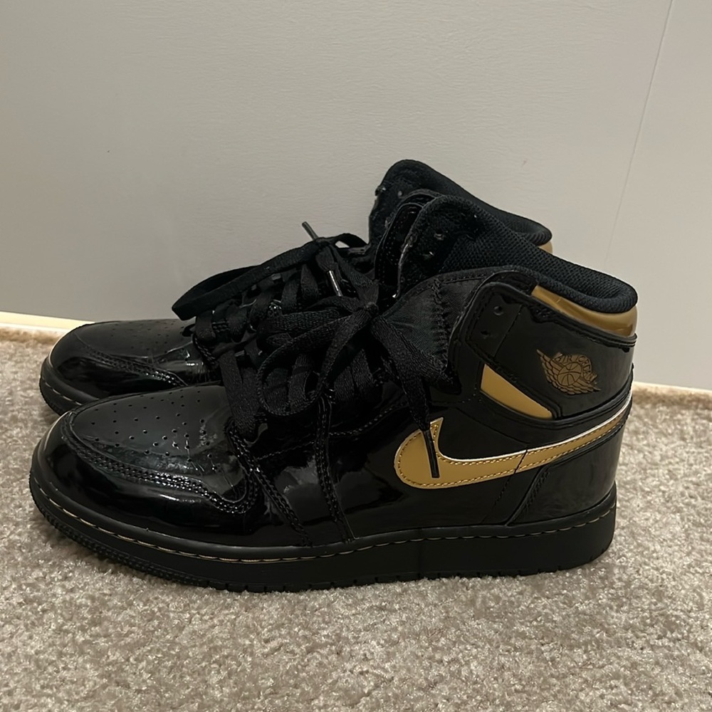 Authentic Black & Gold Jordan 1's